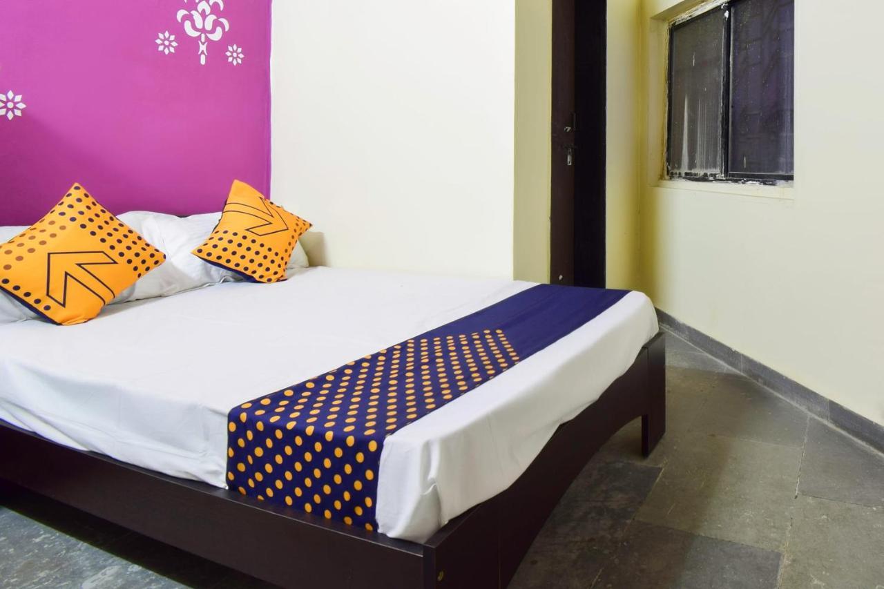 Spot On 66795 Hotel Abhijeet Otur Luaran gambar