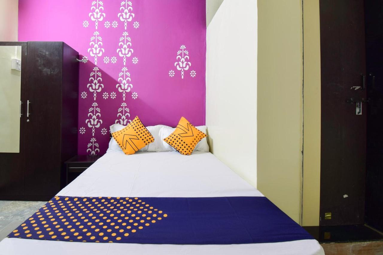 Spot On 66795 Hotel Abhijeet Otur Luaran gambar