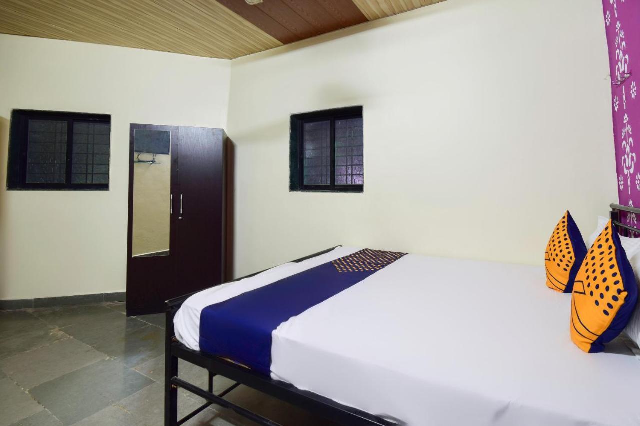 Spot On 66795 Hotel Abhijeet Otur Luaran gambar